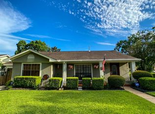 7702 Satsuma St, Houston, TX 77023