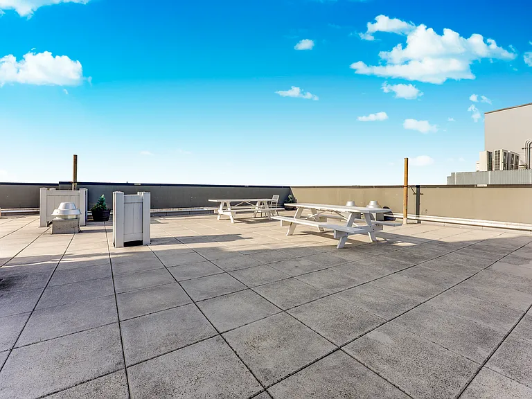 1543 E 19th St #4M — Photo 6