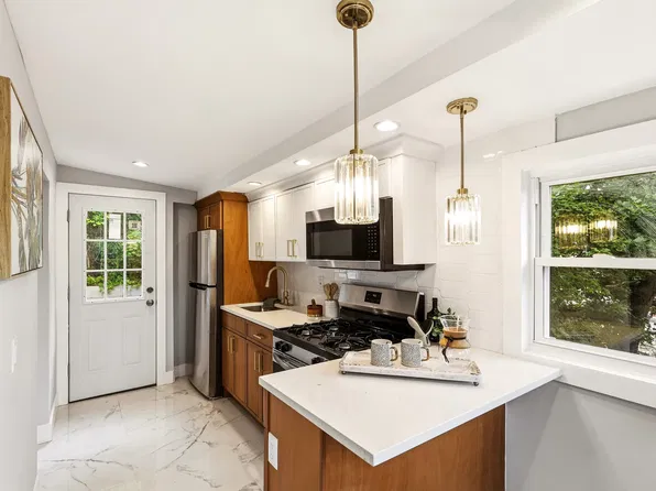 1 Lorelei Rd, West Orange, NJ
