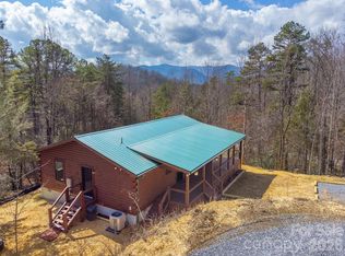 677 Ridgetop Cir, Whittier, NC 28789
