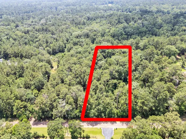 Country Club Dr, New Caney, TX 77357