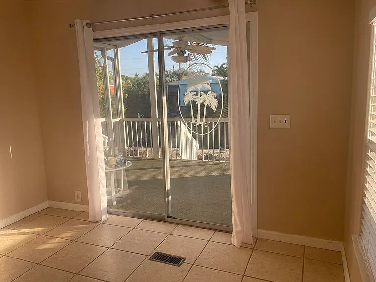 Tarpon Ter — Photo 36