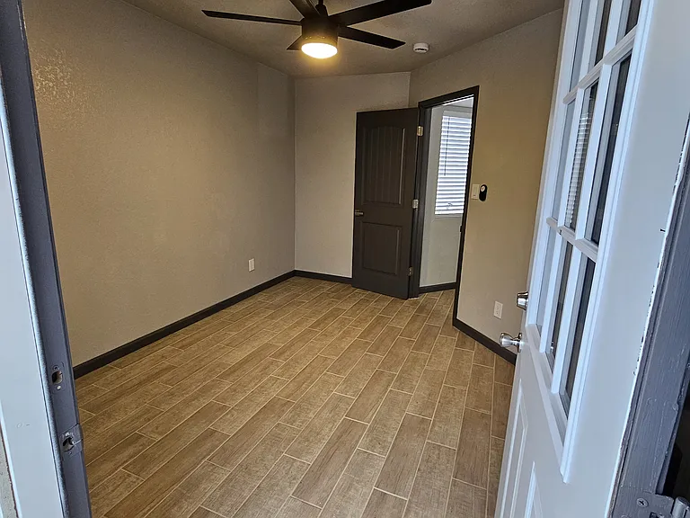 1749 E Pepper Cir #1 — Photo 55