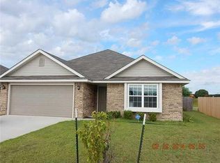 2301 Bradford Cir, Newcastle, OK 73065