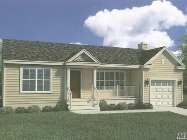 Shirley Ln, Medford, NY 11763