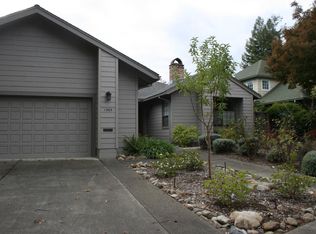 1365 Grove Ct, Saint Helena, CA 94574