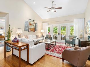 709 Turkey Oak Ln, Naples, FL 34108