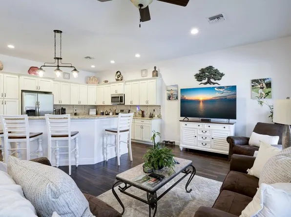 5333 SE Celestial Circle, Stuart, FL 34997