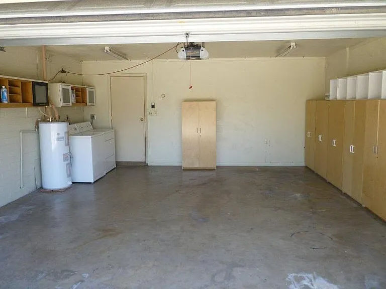 3911 S Pine St — Photo 18