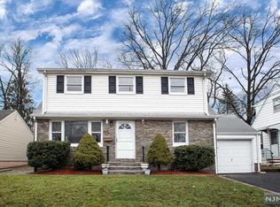24 Beech St Maywood Nj 07607 Zillow