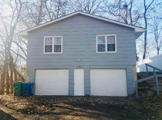 2520 Medicine Ridge Rd, Plymouth, MN 55441