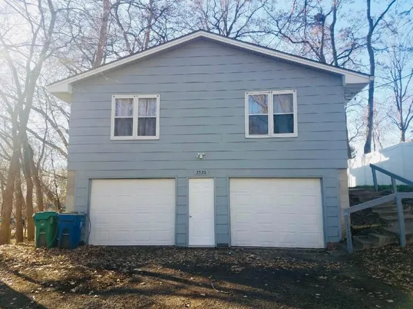 2520 Medicine Ridge Rd, Plymouth, MN 55441
