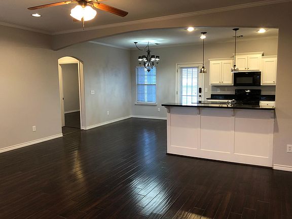 2nd image of 9409 Shylana Ave