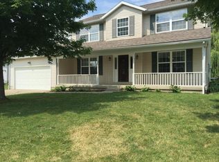 108 Charles Rd SW, Pataskala, OH 43062