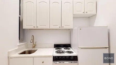 Rented by Bond New York