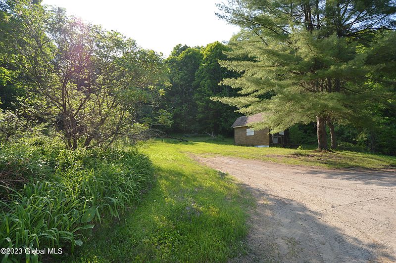 3rd image of 153 Diamond Hill Road