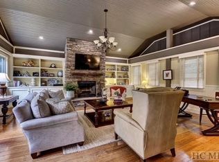 210 Turtle Pond Rd, Highlands, NC 28741