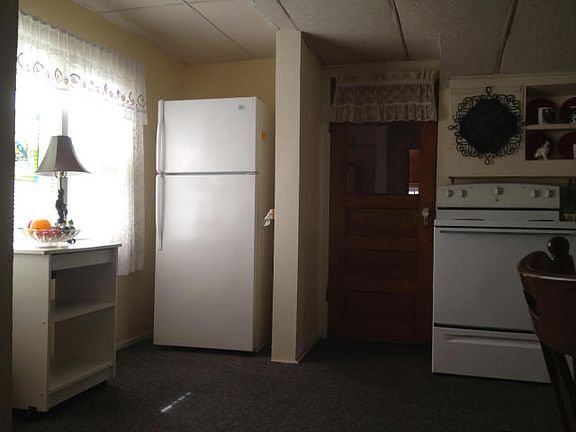 2nd image of 813 Elizabeth Ave