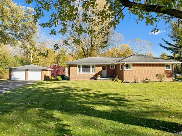 6135 Whittaker Rd, Ypsilanti, MI 48197