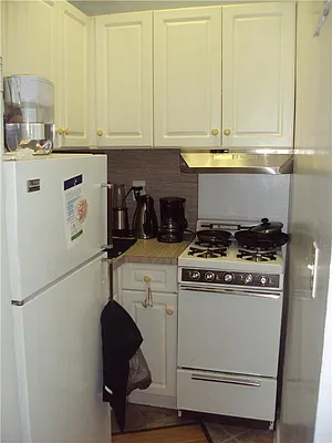 Rented by Maz Group NY | media 12