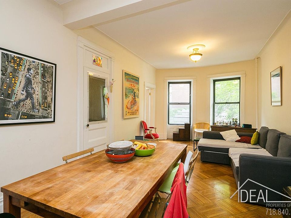 1st image of 465 4th St #4