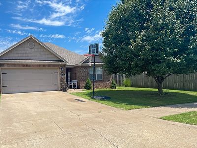 2003 N Lexington St, Siloam Springs, AR, 72761