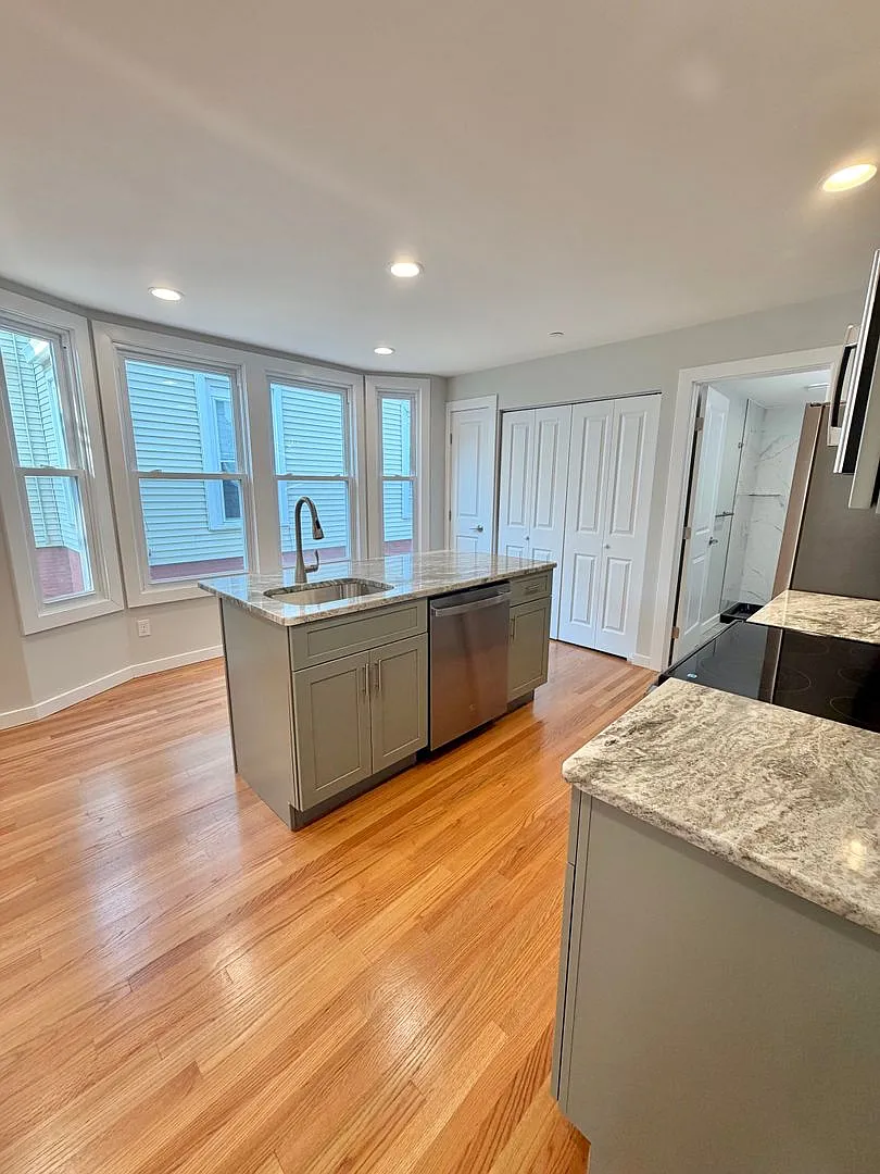 18 Cedar St. — Photo 4