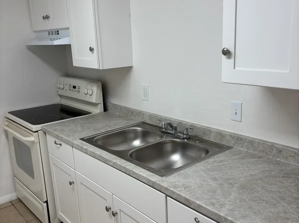 Zephyr point, 5611 1st St #F5f2e99c2, Zephyrhills, FL 33542