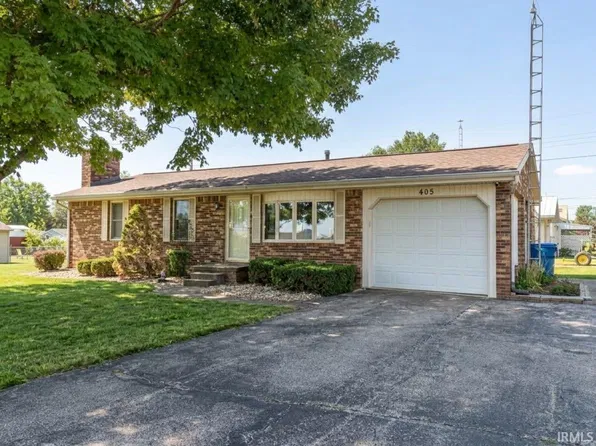 405 S Johnson St, Monroe City, IN 47557
