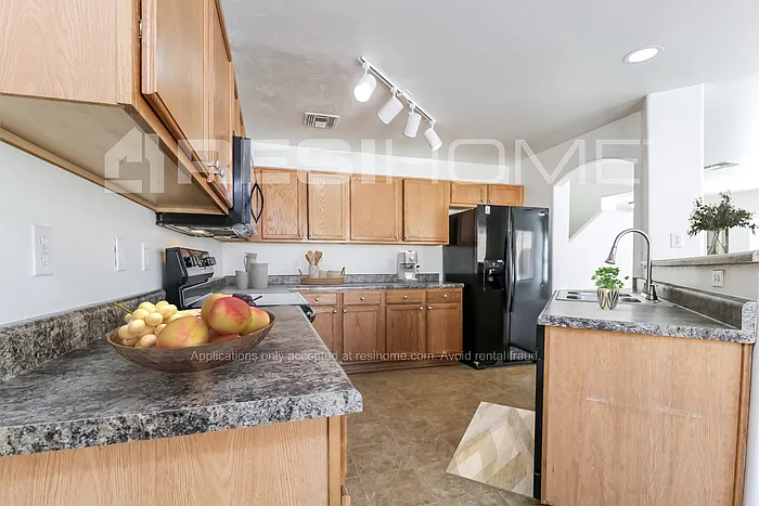 22342 W Shadow Dr — Photo 2
