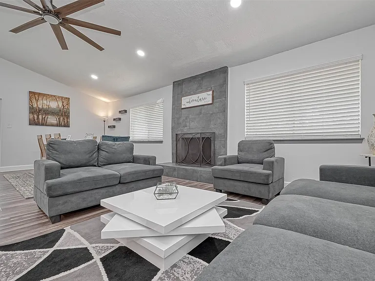 11618 Corona Ln — Photo 37