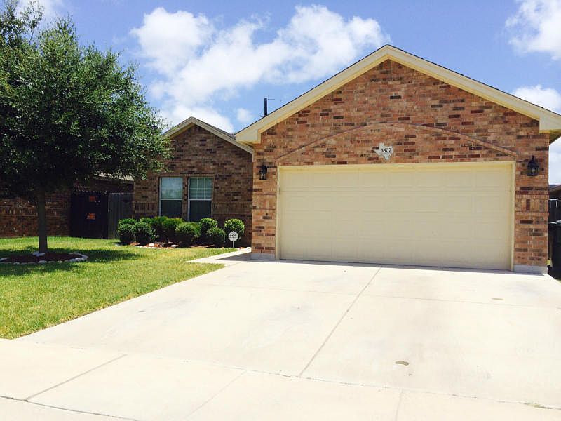 1st image of 6807 Fox Tail Dr