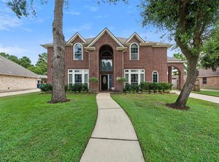 10906 Silverado Trace Dr, Houston, TX 77095