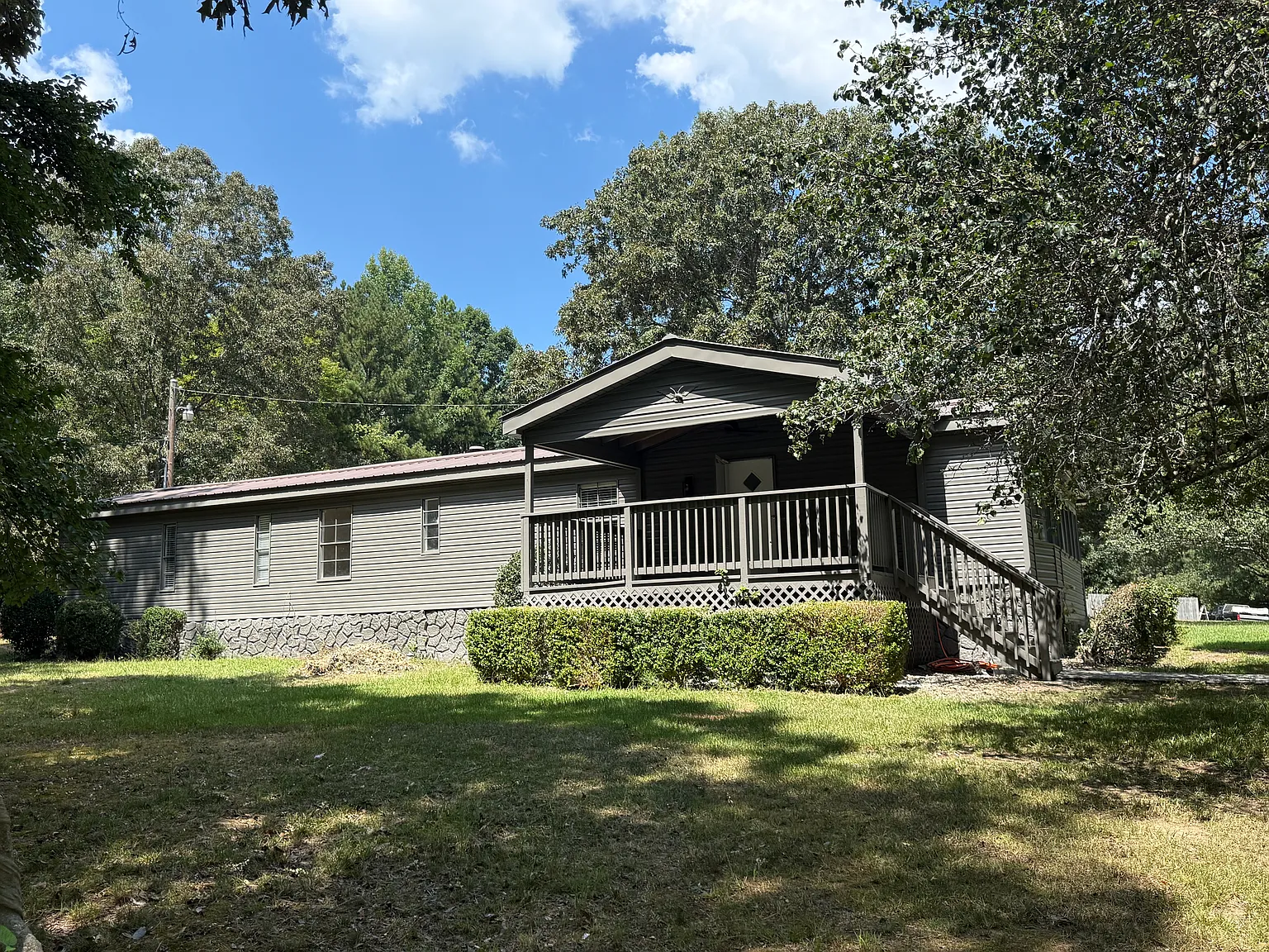 4 bed, 1500 sqft, $2,000 — Photo 1