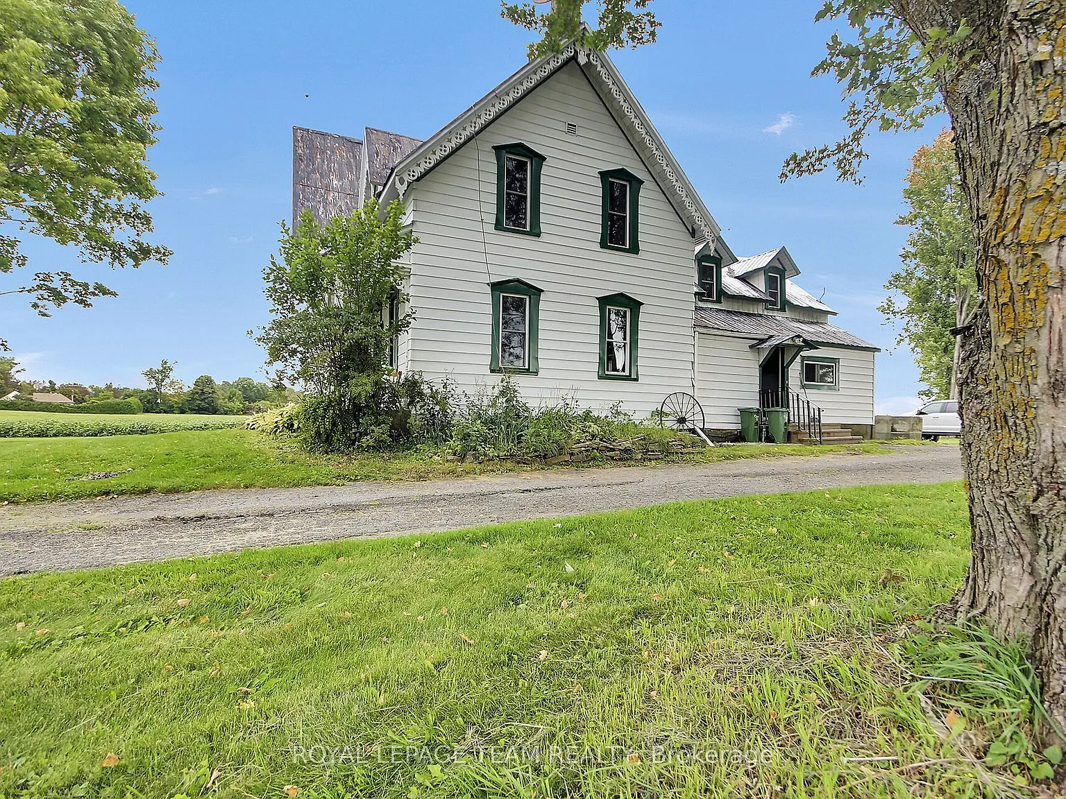 4 bed, $2,888 — Photo 4