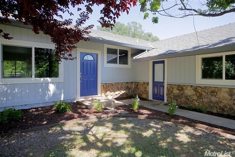 1st image of 2671 Royal Park Dr