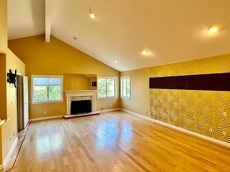825 Feather River St — Photo 28