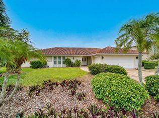 206 Poinciana Ln, Largo, FL 33770