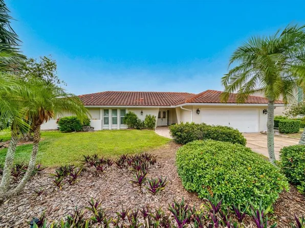 206 Poinciana Ln, Largo, FL 33770