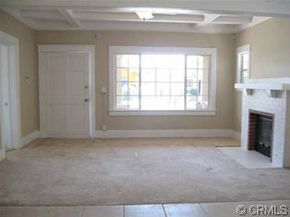 2nd image of 833 W 56th St