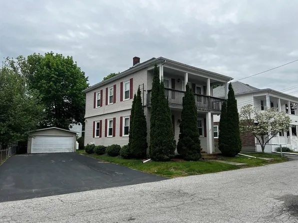 15 Jodoin St, West Warwick, RI 02893