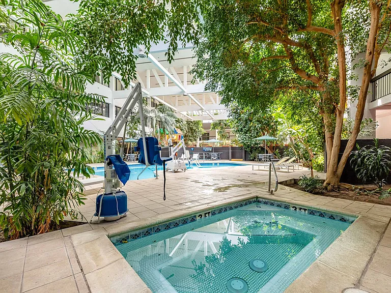 Alta Apartments — Photo 18