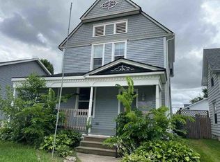 721 F Ave NW, Cedar Rapids, IA 52405