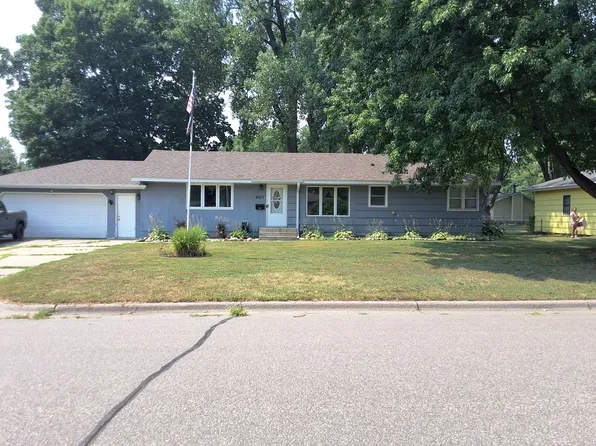 6317 Utah Ave N, Brooklyn Park, MN 55428