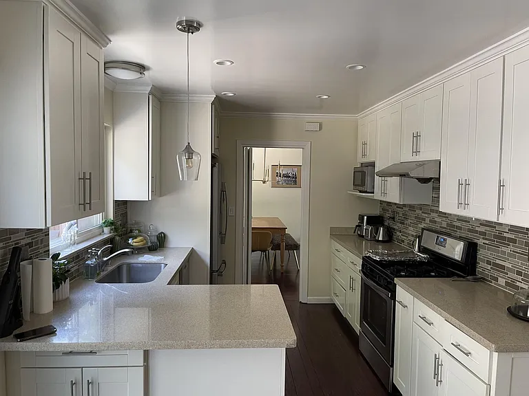 10 Kittie Ln — Photo 9