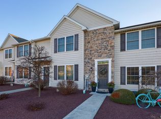 128 Redstone Dr, Denver, PA 17517