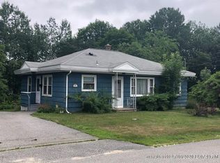 190 Warren Ave, Lewiston, ME 04240