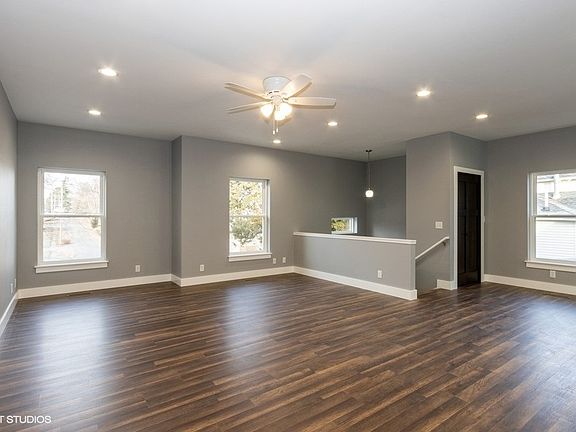 3rd image of 600 S B Ave