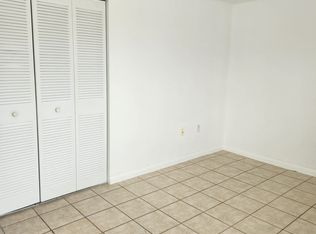2001 Bay Dr APT 102, Miami Beach, FL 33141
