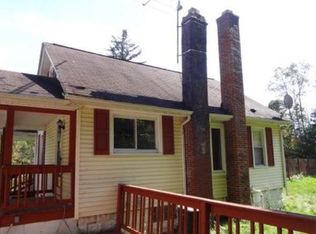 2426 N Pricetown Rd, Diamond, OH 44412